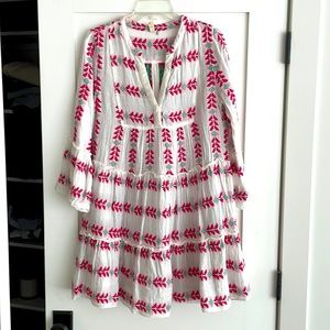 EUC Elan Embroidered Dress Sz. Medium!